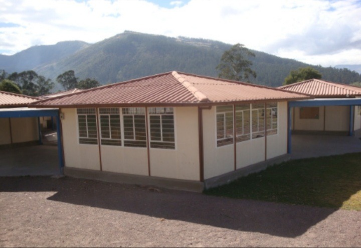 Vivienda prefabricada con diseño funcional y moderno